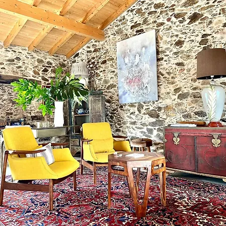 Casa 5A - Refugio Intimo E Privado Com Design E Patio Acolhedor *