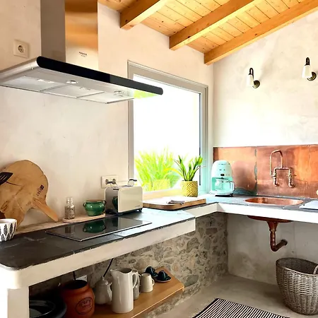 Casa 5A - Refugio Intimo E Privado Com Design E Patio Acolhedor Semesterbostad