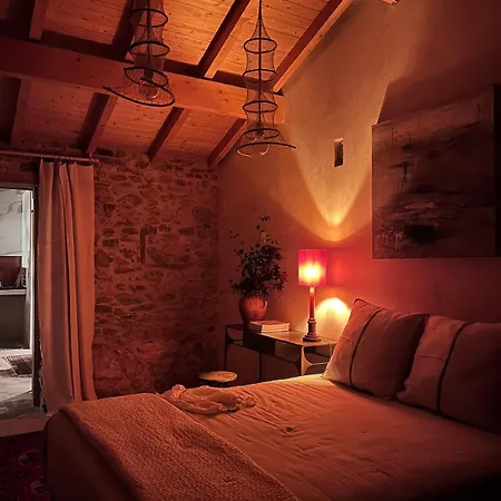 Casa 5a - Refugio Intimo E Privado Com Design E Patio Acolhedor *