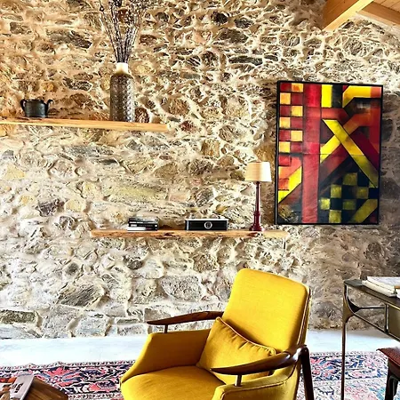 Σπίτι διακοπών Casa 5a - Refugio Intimo E Privado Com Design E Patio Acolhedor Oliveira do Mondego