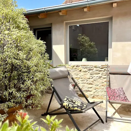 Casa 5a - Refugio Intimo E Privado Com Design E Patio Acolhedor Holiday home