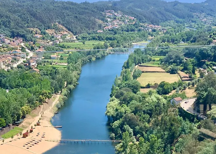 Casa 5A - Refugio Intimo E Privado Com Design E Patio Acolhedor Holiday home Oliveira do Mondego