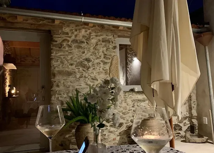 Casa 5a - Refugio Intimo E Privado Com Design E Patio Acolhedor *