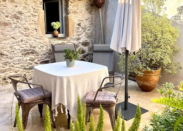 Holiday home Casa 5a - Refugio Intimo E Privado Com Design E Patio Acolhedor *